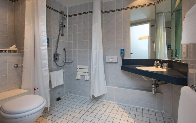 Express By Holiday Inn Warwick