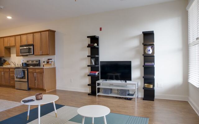 Wesley Heights Studio 1 BR Apts by Frontdesk