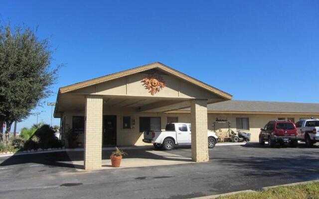 Executive Inn Hebbronville