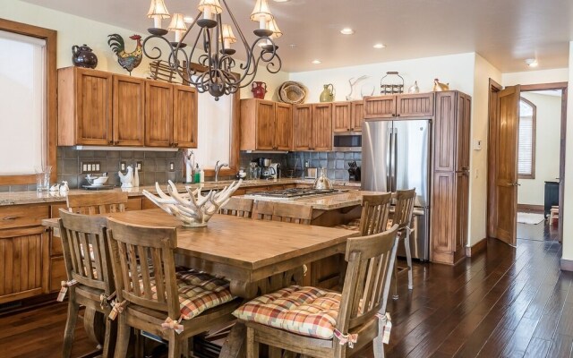 Harriman 4 - 3 Br Home