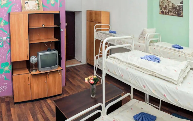 Apple Hostel