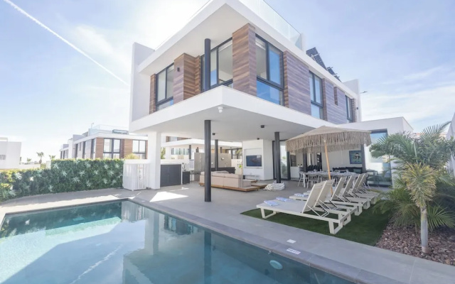Protaras Aqua Pearl Villa Aq18