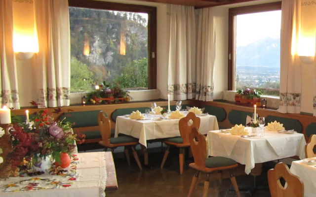 Hotel Schöne Aussicht