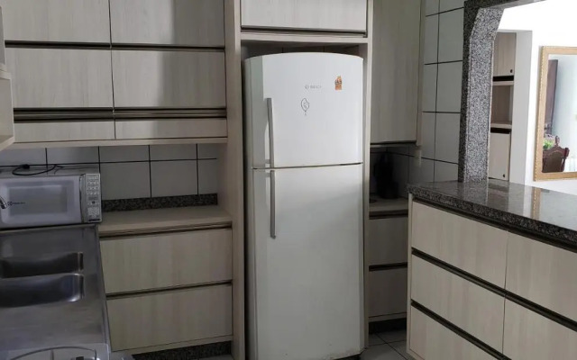 CASA ARMANI 50 metros DA PRAIA MARISCAL BOMBINHAS