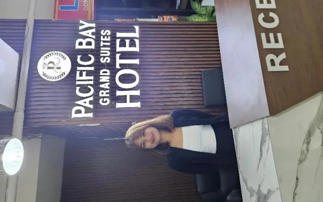 Pacific Bay Grand Suites