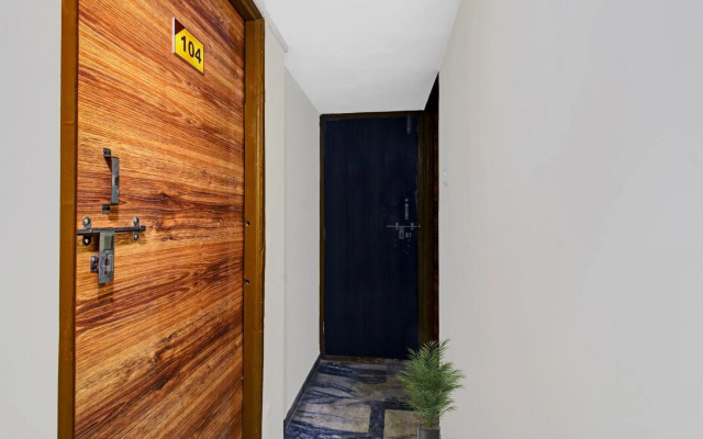OYO Flagship 70030 Gopika Stay Inn