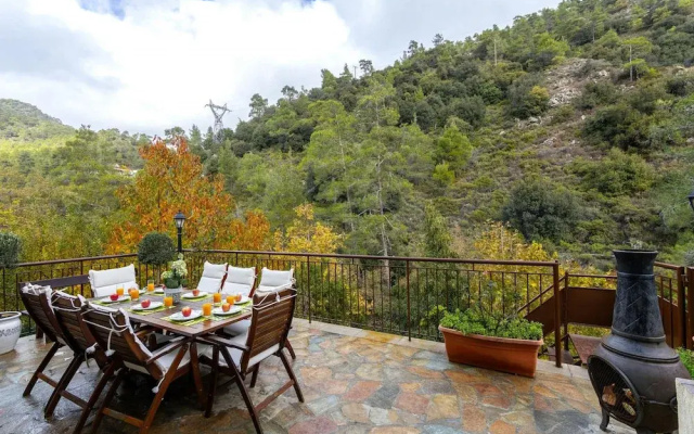 Troodos Riverside Cottage