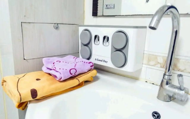 Relaxer Bright Downtown