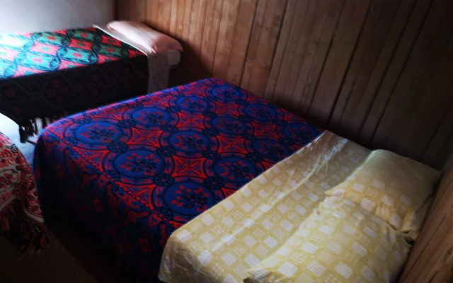 1st Private Room in the Attic With Shared Bathroom use