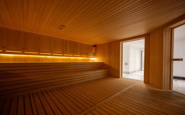 Adora Hotel & Resort