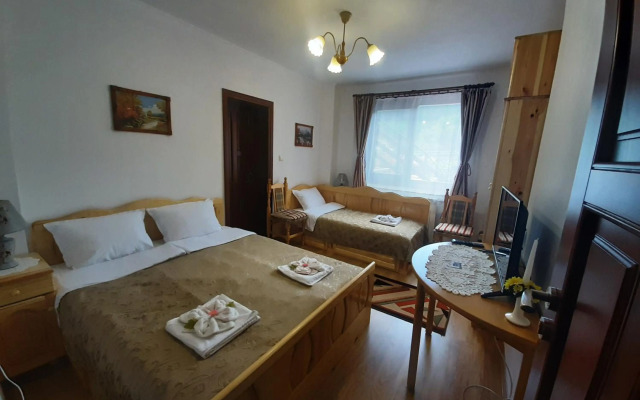 Къща за Гости Солакови **