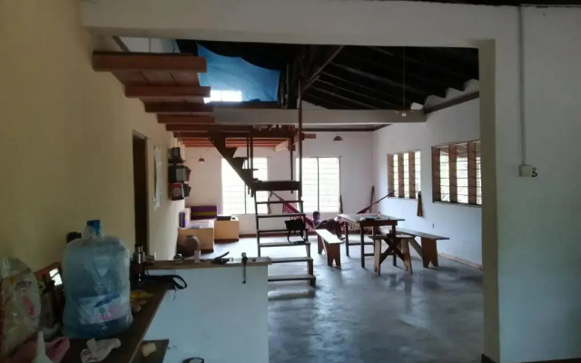 Dario's Room1