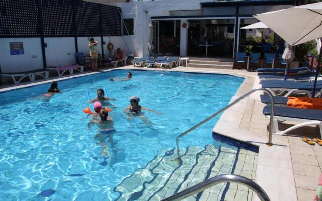 Porto Bello Hotel Apartments