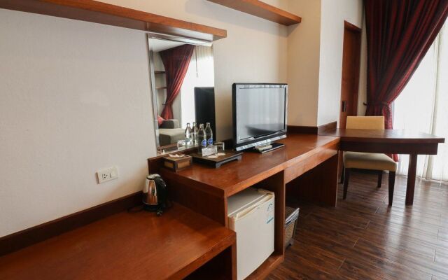 NIDA Rooms Turquoise Blue Patong