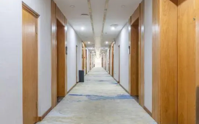 Ginza Hemei Hotel (Jinan Gaoxin Wanda Exhibition Center)
