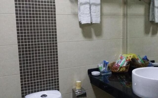 Kunming Dongfanglong Hotel