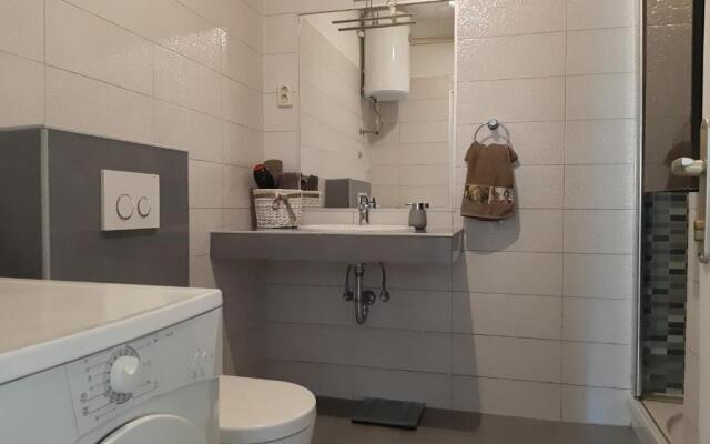 Apartment Postira