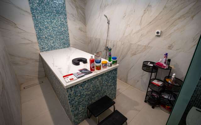 Best Western Plus Danat Almansak Hotel