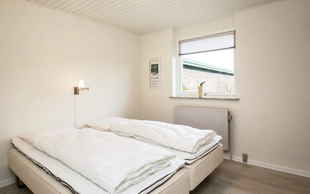6 Person Holiday Home in Pandrup