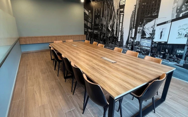 Downtown Retreat 2BR at Neu Suites