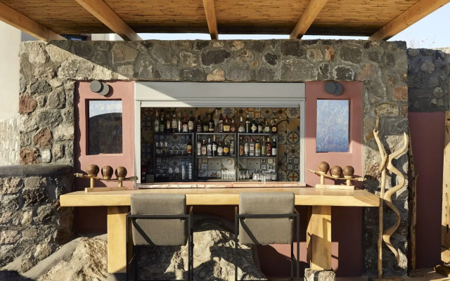 White Pearl Cavalieri - Adults Only