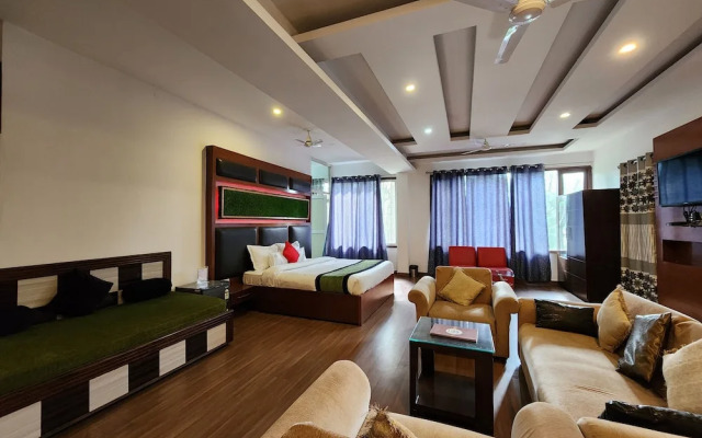 Hotel Bliss