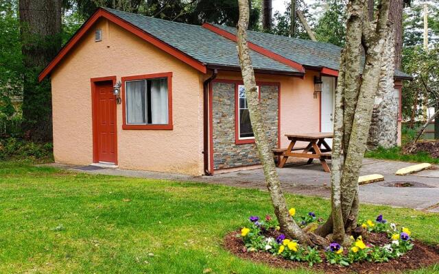 Malahat Bungalows Motel