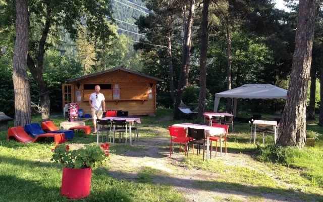 Yourtes Camping Le Reclus