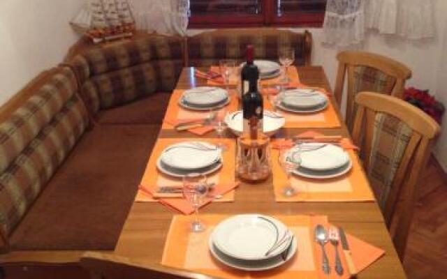Apartments Aleksic