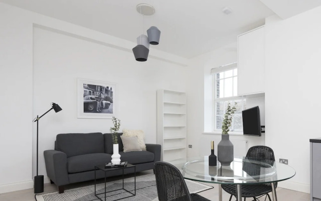 Sonder - Anglers Lane