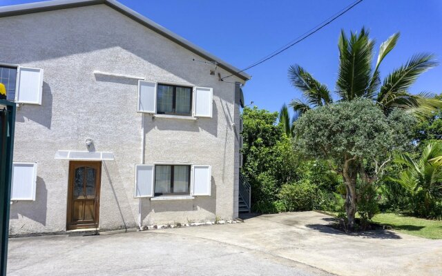 Apartment With 3 Bedrooms in Petite Île, With Wonderful sea View, Enclosed Garden and Wifi - 3 km From the Beach