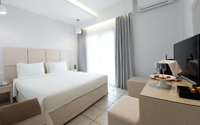 Akrogiali Exclusive Hotel - Adults Only