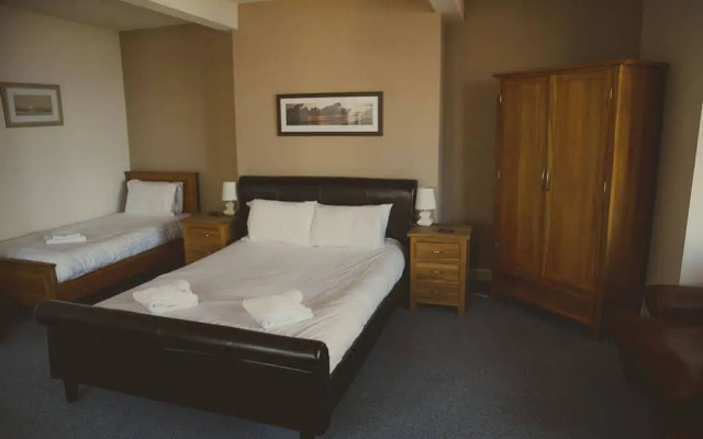The Crown Hotel
