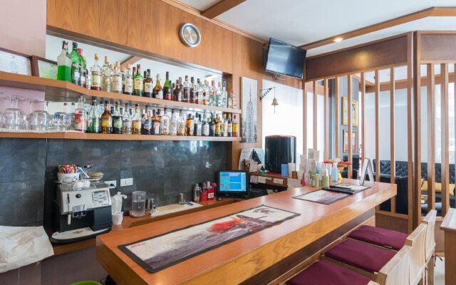 Alexander Hotel Patong