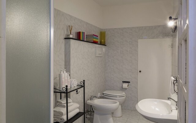 Appartamento a Palazzo Pallavicino in centro