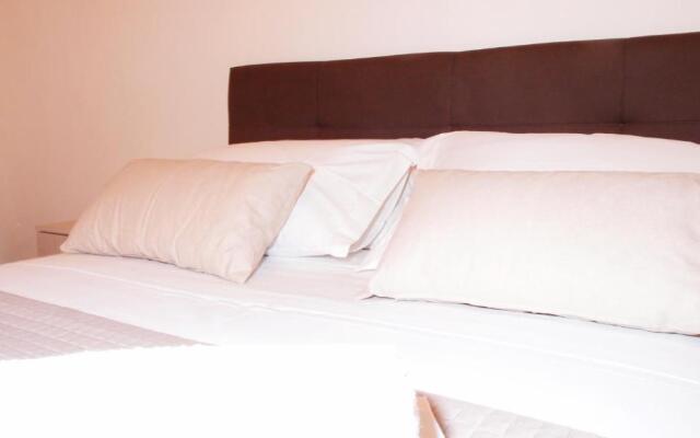 Giluma Home