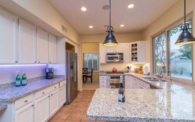 Casa Allegra 5 Bedroom Home by RedAwning