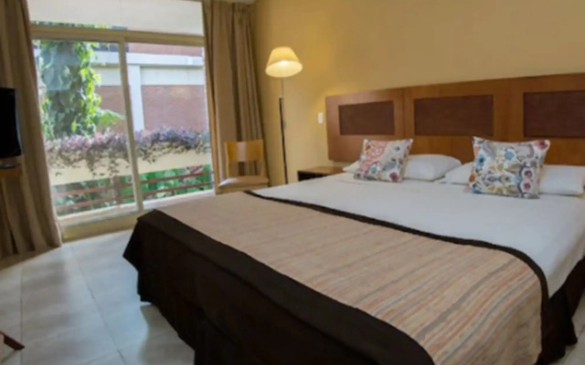 Raices Esturion Hotel