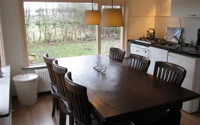 Holiday home Het Achterend