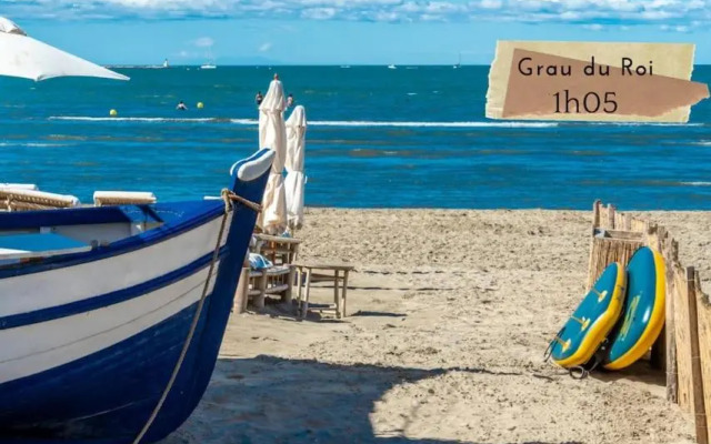 L'Antique SPA: jacuzzi sous patio