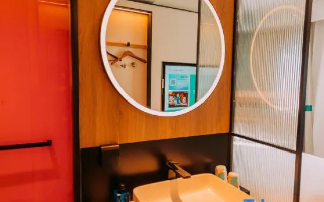 Xingyi Hotel - Beijing Temple of Heaven Dongmen Subway Station