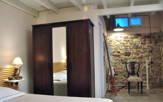 Limni Stone Apartments