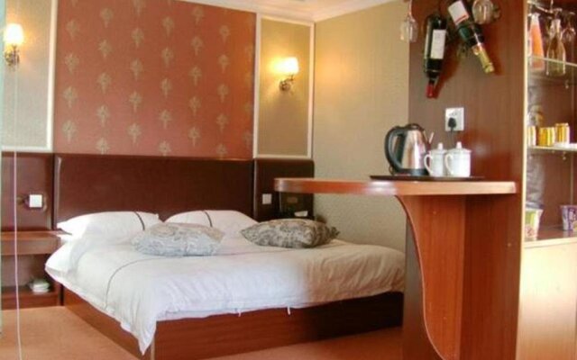 Riyueju Seaview Inn