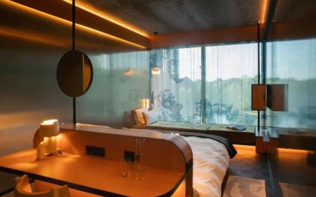 Mix Brussels (Gym & Wellness for Adults Only)