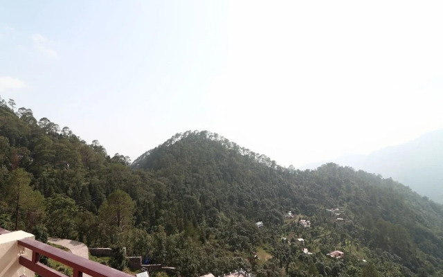 Green Roof Hotel And Resorts