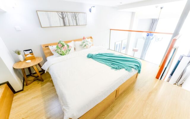 Marina Loft