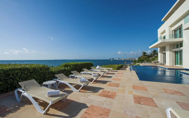 Villa Punta Sam Cancun Beachfront Luxury