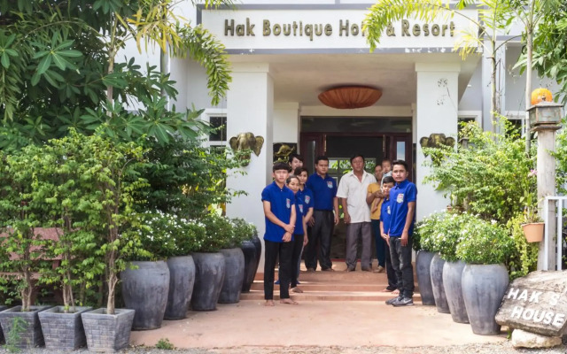 Hak Boutique Hotel & Resort