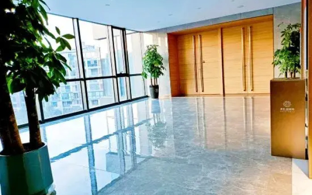 Chinese Yijuju Suites (Jianye Headquarters Port Branch)