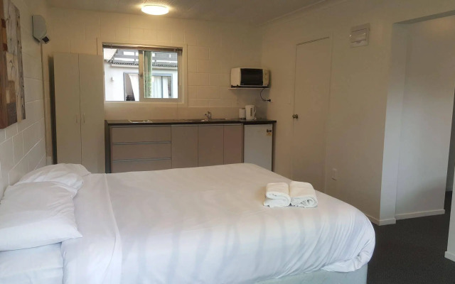 Siesta Motel